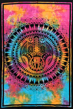 Load image into Gallery viewer, Hamsa Hand Throw
