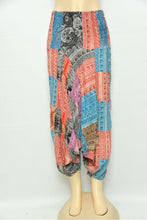 Load image into Gallery viewer, Patterned Harem Pants
